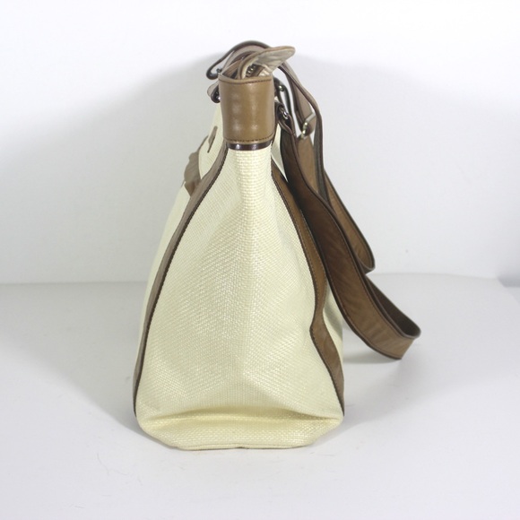 Cream Straw and Tan Leather Tote Bag Nearly New Pockets and Key Chain - Picture 6 of 12